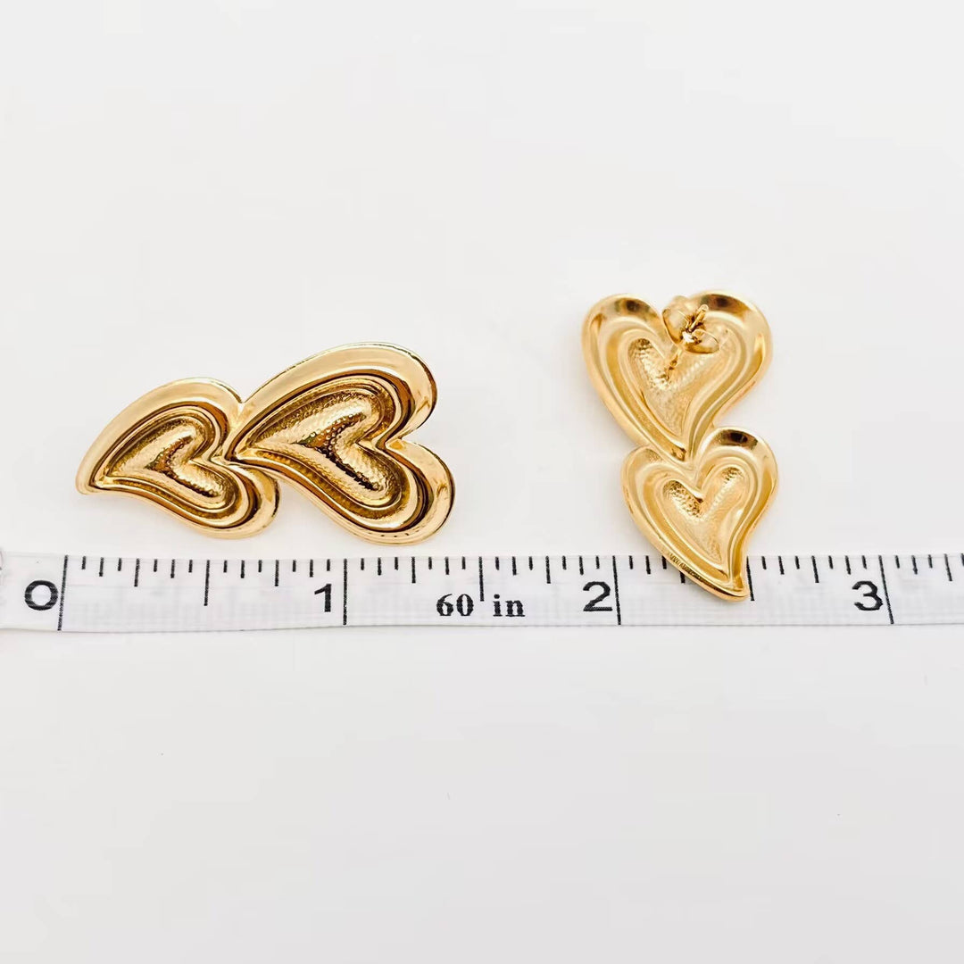 Mio Queena - Double Heart Liquid Hammer Pattern Post Earrings - FGS - Meraki Co.