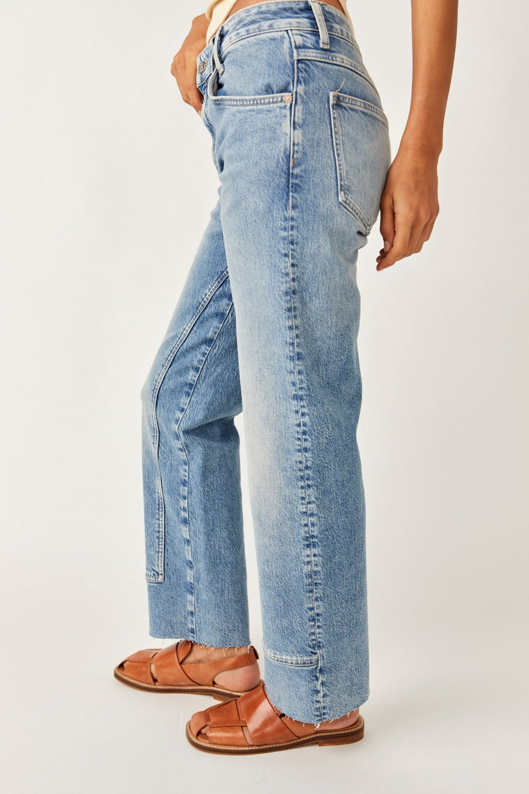 JeansRISK TAKER MID - RISE STRAIGHT