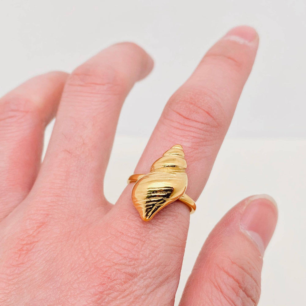 RingSeaside Conch Ring