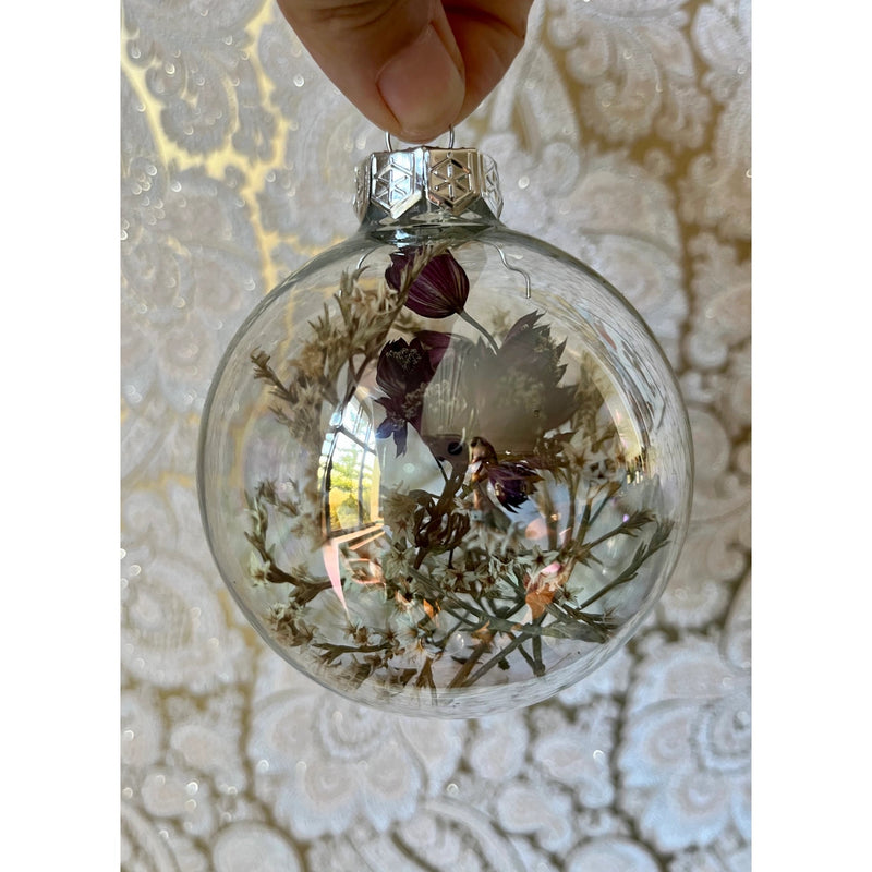 Christmas OrnamentDried Flowers Glass Ornament