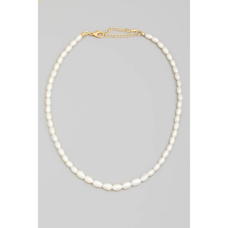 NecklaceThat Girl Pearl Necklace